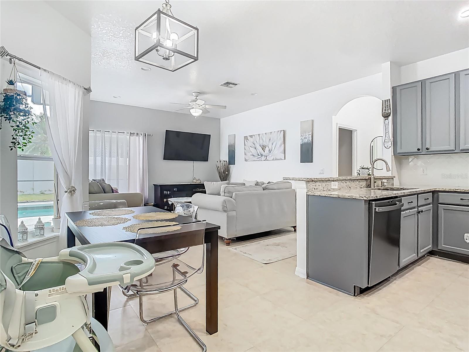 610 CAREY WAY, ORLANDO, FL, 32825