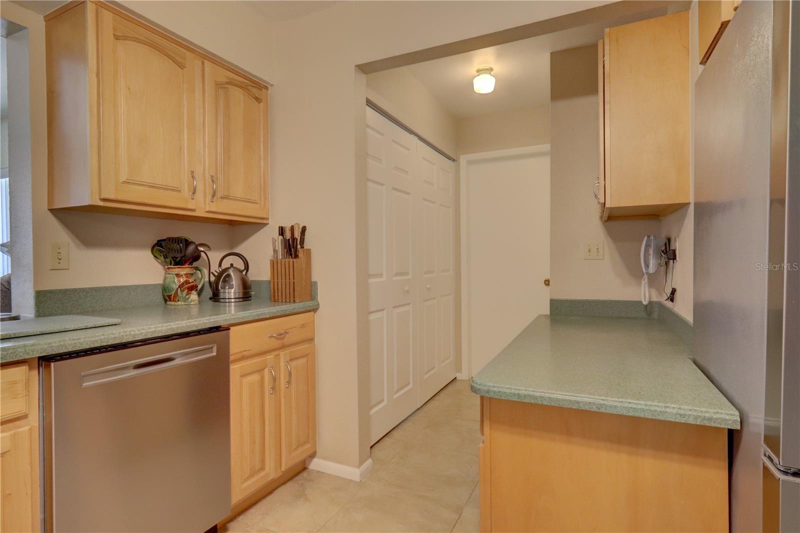 18106 PETOSKEY CIR, PORT CHARLOTTE, FL, 33948