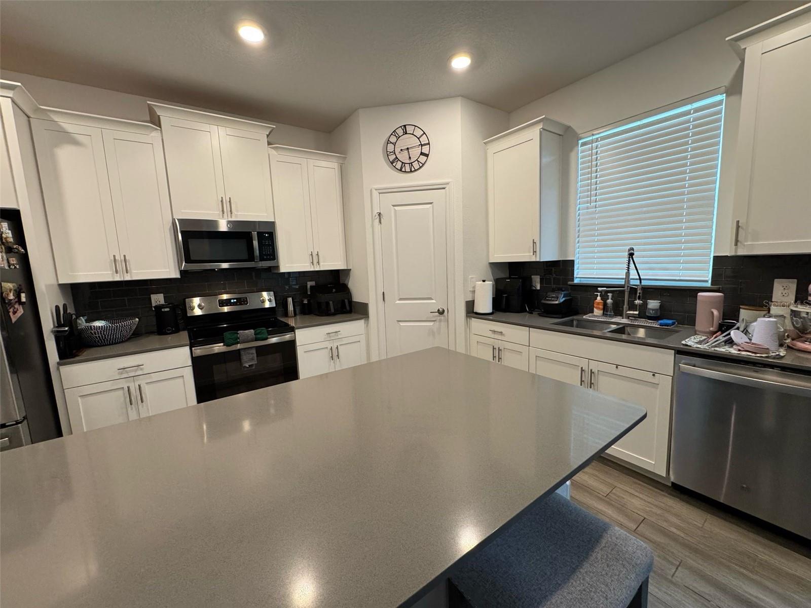 11312 LISTENING DR, ORLANDO, FL, 32832