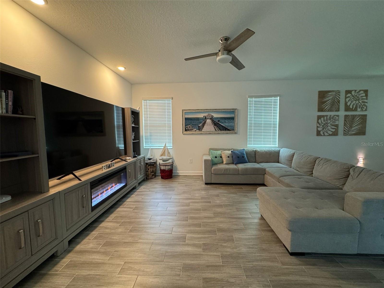 11312 LISTENING DR, ORLANDO, FL, 32832