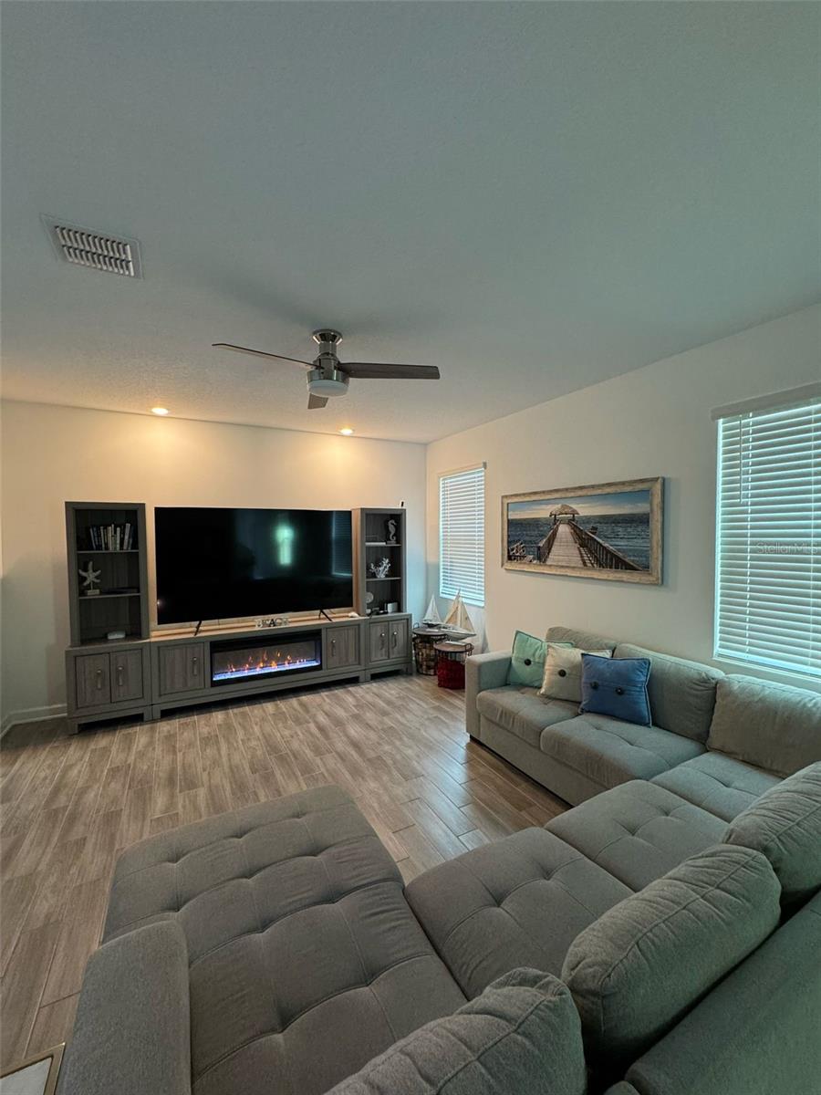 11312 LISTENING DR, ORLANDO, FL, 32832