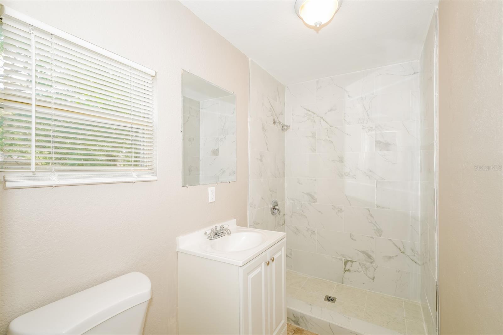 1602 E NEW ORLEANS AVE, TAMPA, FL, 33610