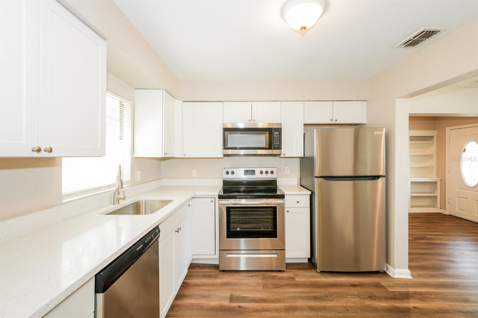 1602 E NEW ORLEANS AVE, TAMPA, FL, 33610
