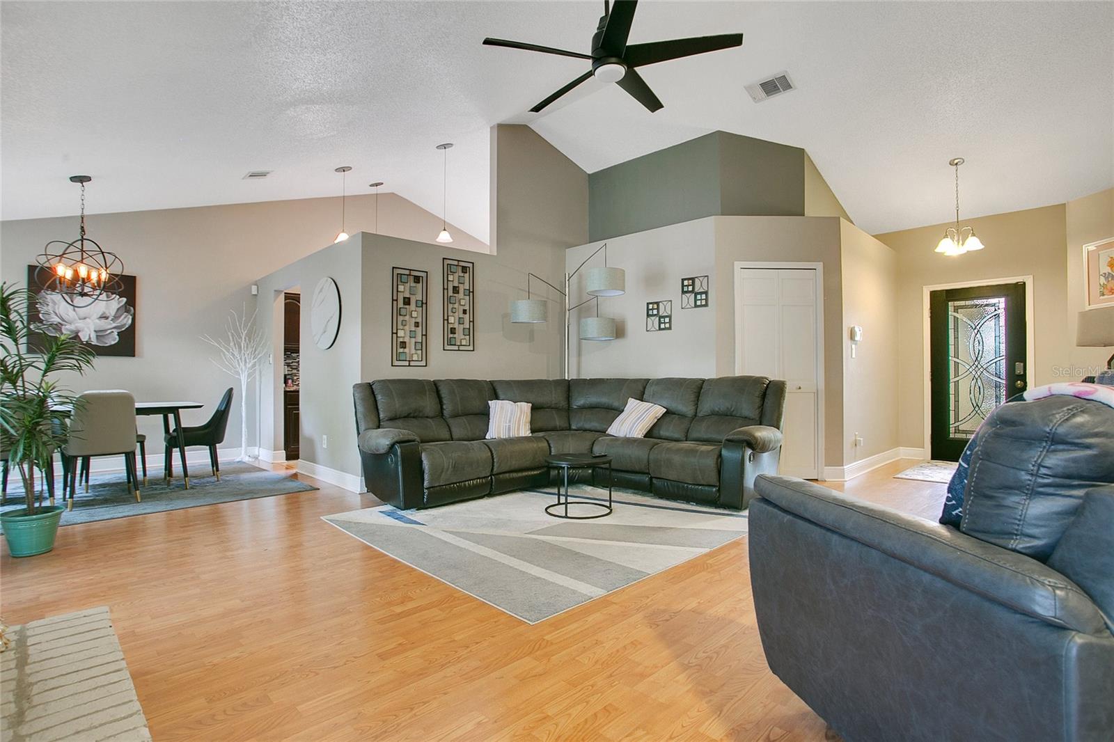 400 SHELBY CT, APOPKA, FL, 32712