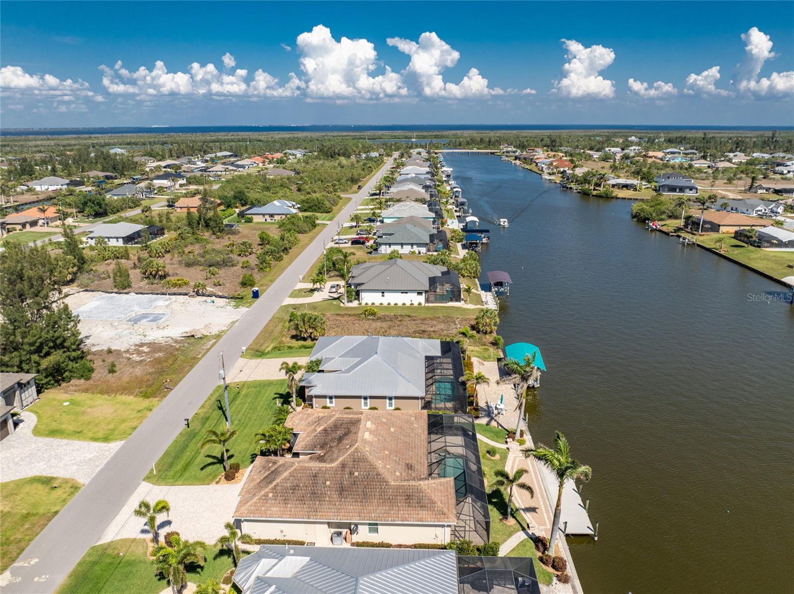 15762 AQUA CIR, PORT CHARLOTTE, FL, 33981