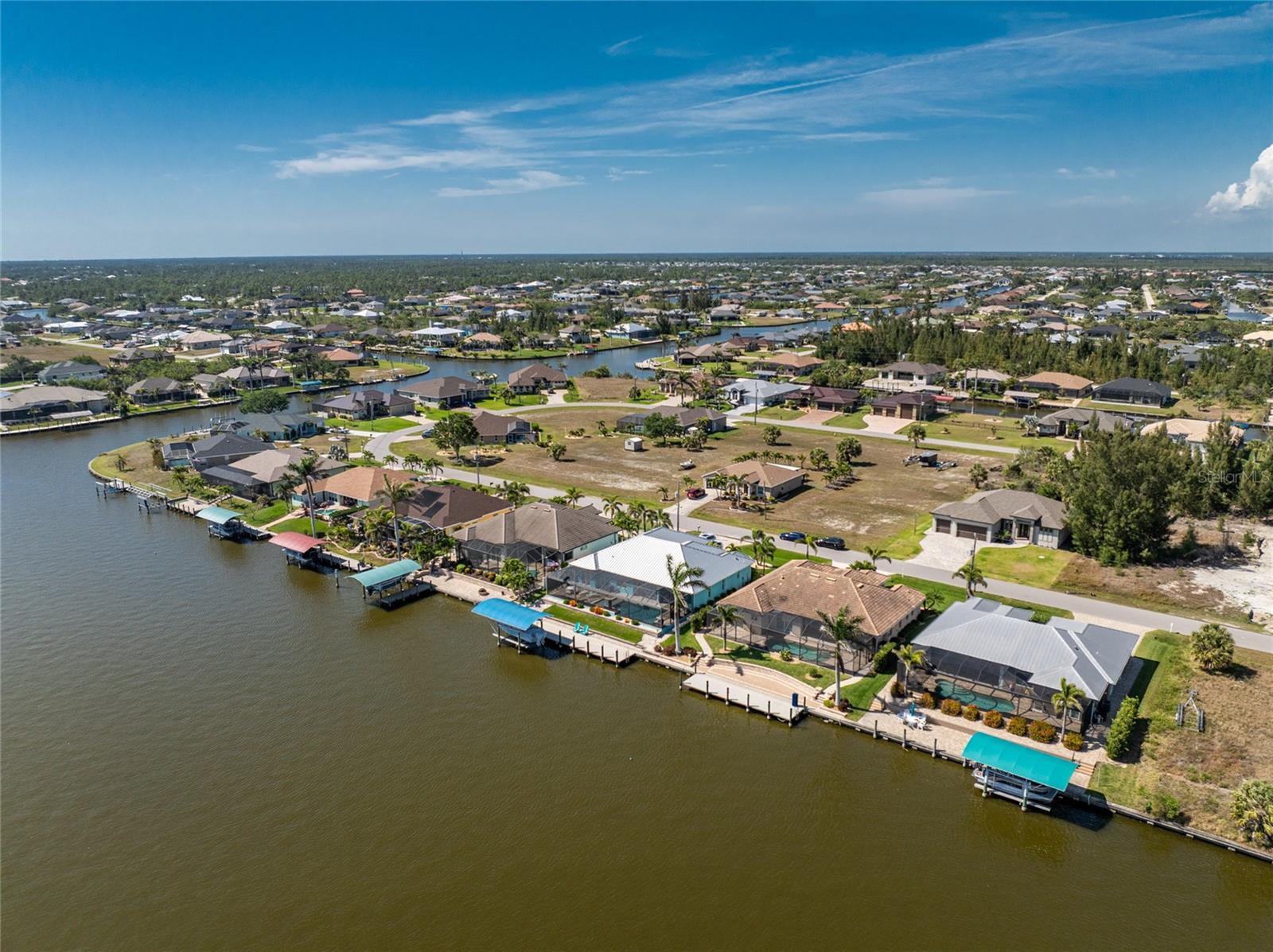 15762 AQUA CIR, PORT CHARLOTTE, FL, 33981