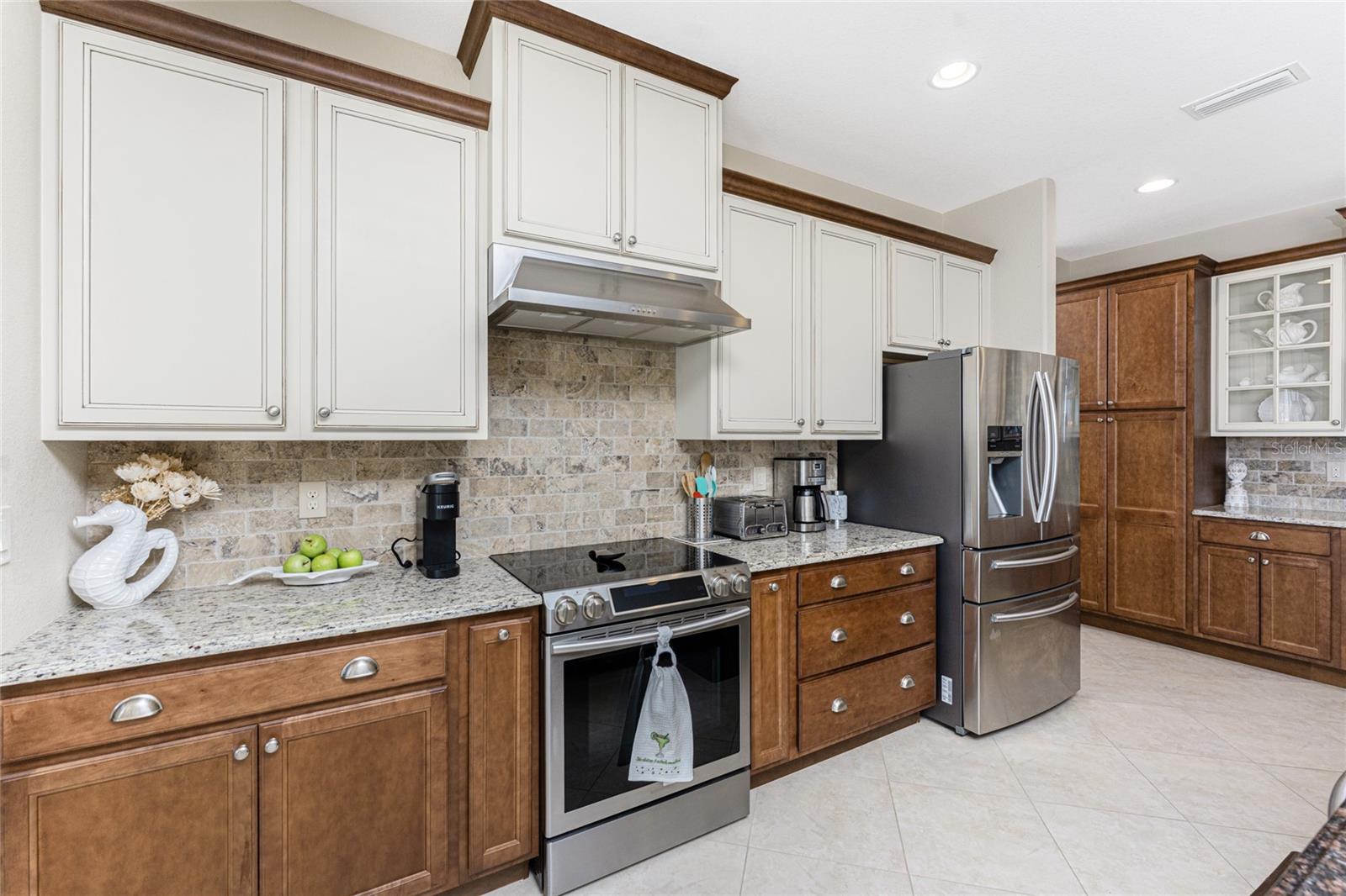 15762 AQUA CIR, PORT CHARLOTTE, FL, 33981