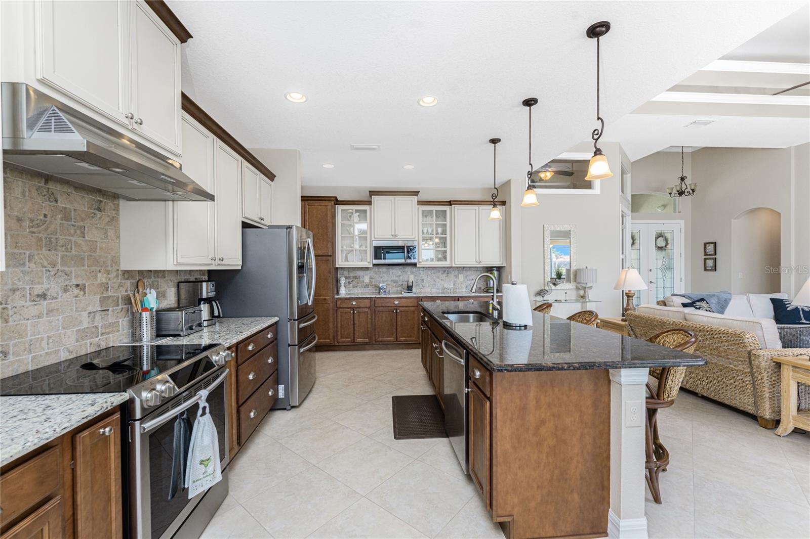 15762 AQUA CIR, PORT CHARLOTTE, FL, 33981