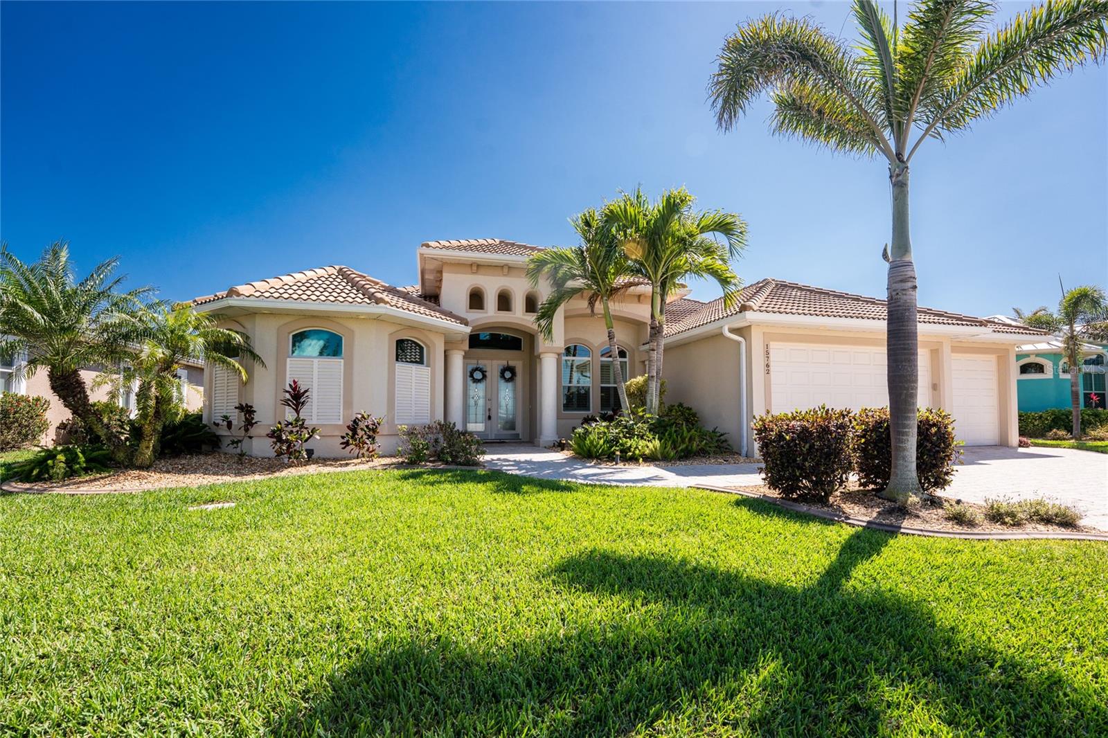 15762 AQUA CIR, PORT CHARLOTTE, FL, 33981