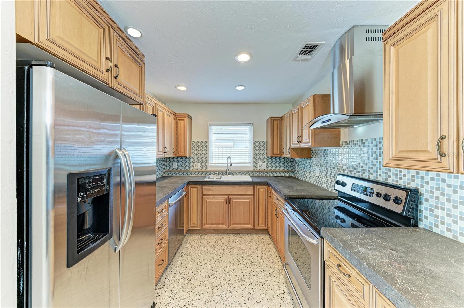 2941 POPLAR ST, SARASOTA, FL, 34237