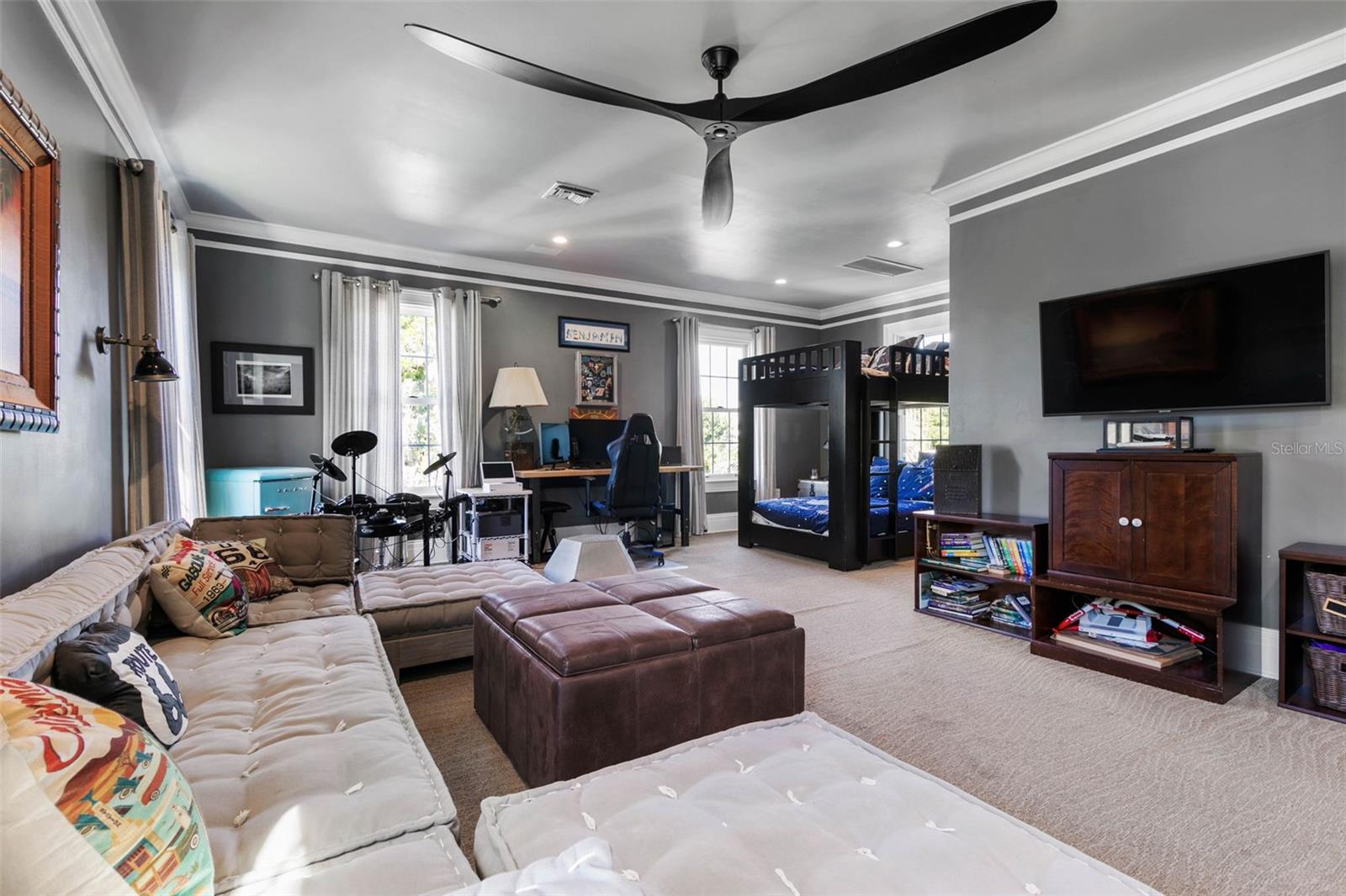253 JOHN ANDERSON DR, ORMOND BEACH, FL, 32176
