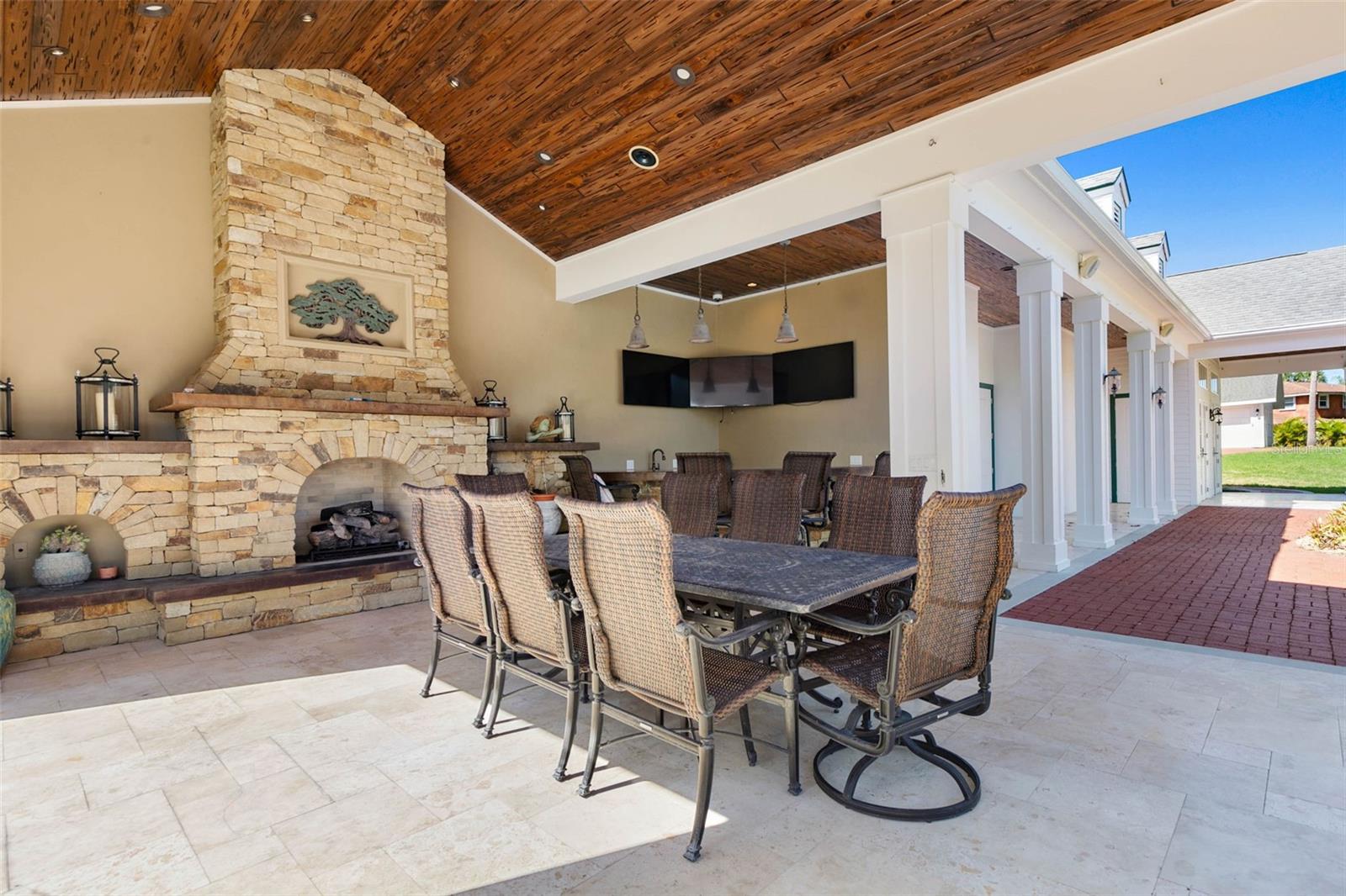253 JOHN ANDERSON DR, ORMOND BEACH, FL, 32176