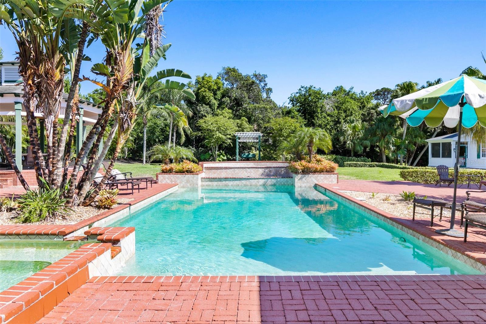 253 JOHN ANDERSON DR, ORMOND BEACH, FL, 32176