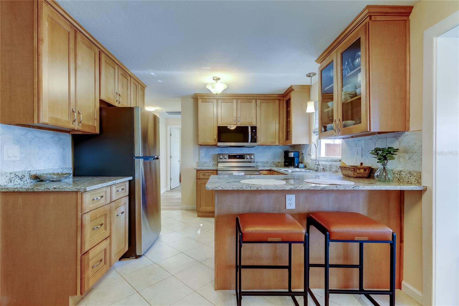 2131 CEDAR DR, DUNEDIN, FL, 34698