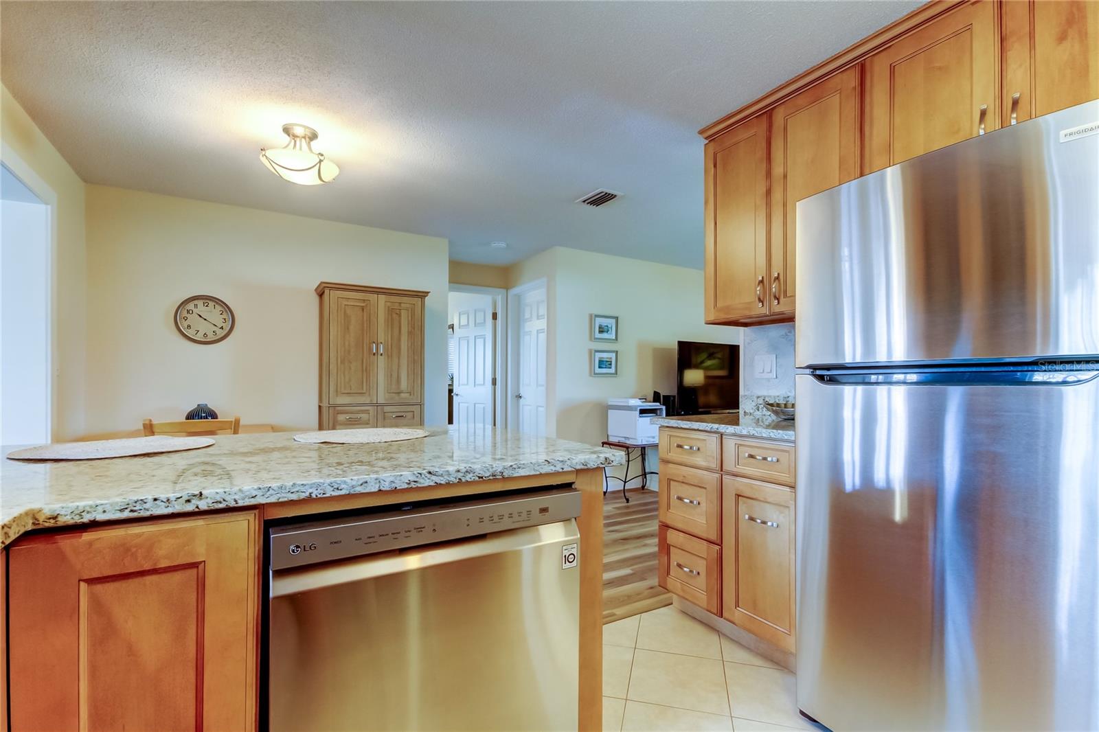 2131 CEDAR DR, DUNEDIN, FL, 34698