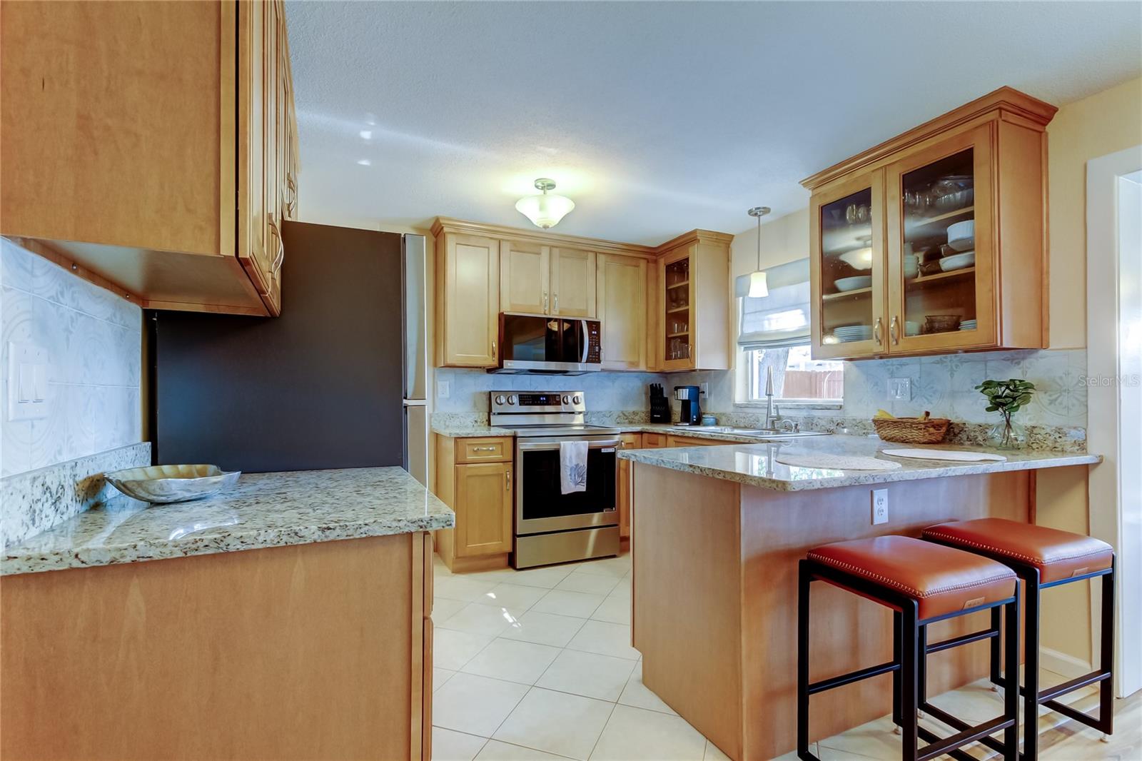 2131 CEDAR DR, DUNEDIN, FL, 34698