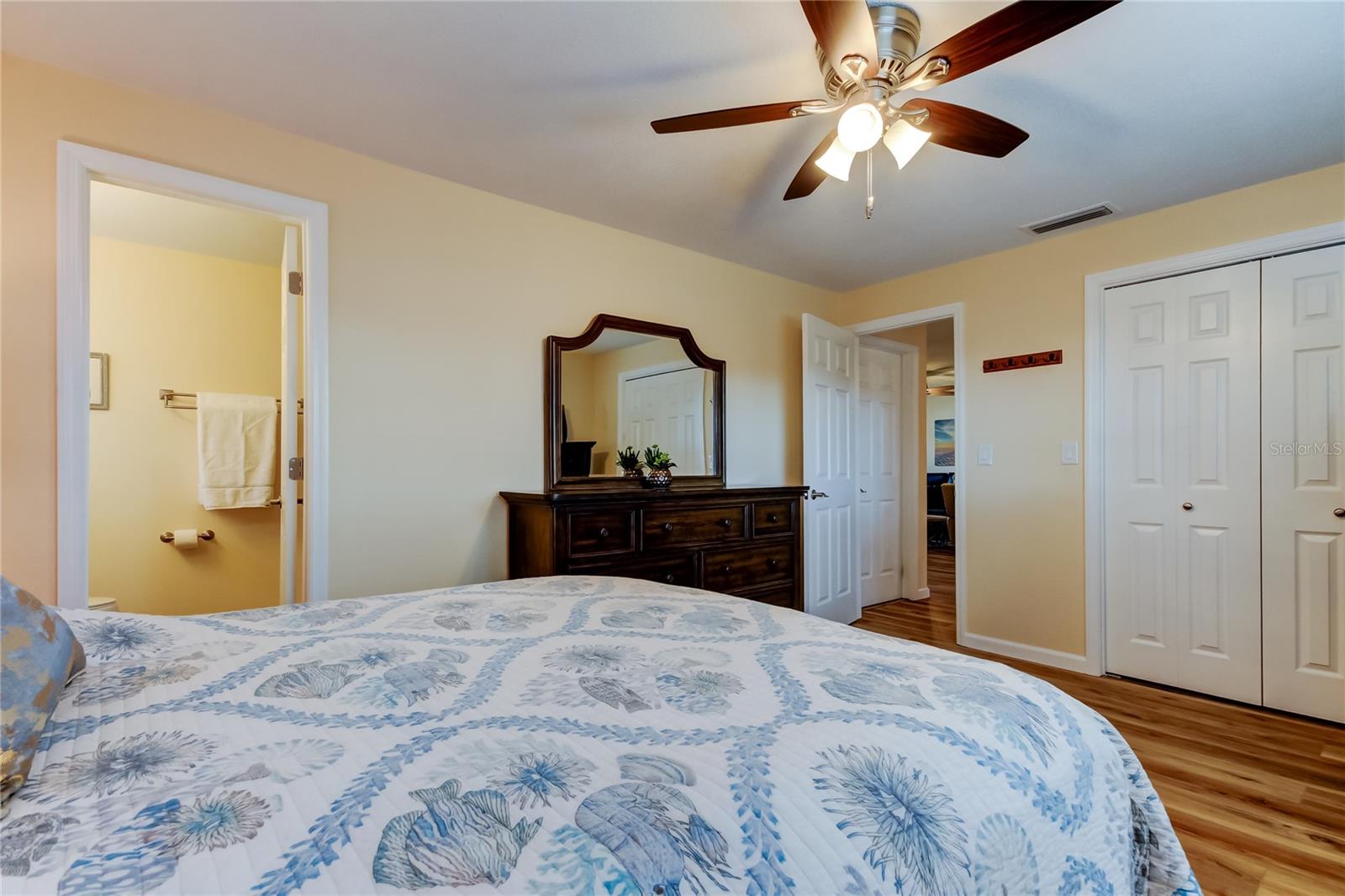 2131 CEDAR DR, DUNEDIN, FL, 34698