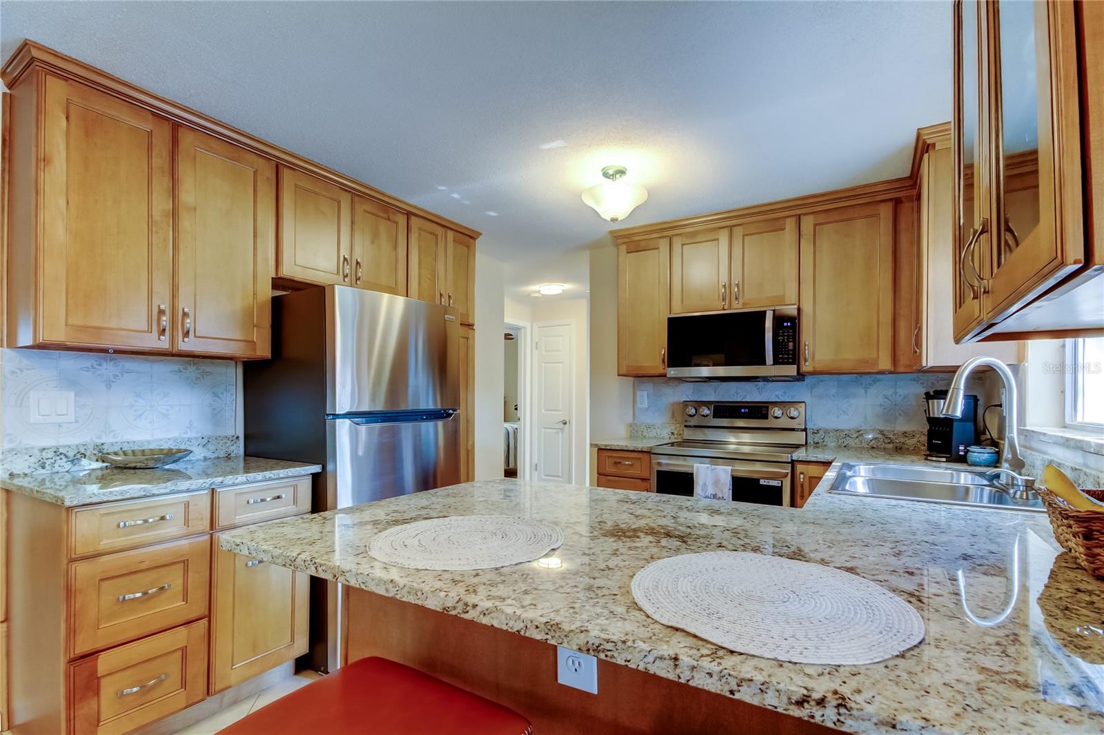 2131 CEDAR DR, DUNEDIN, FL, 34698