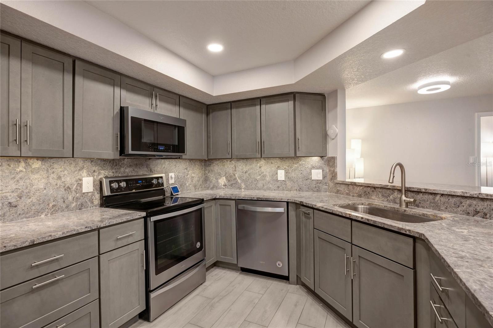 1270 SAINT TROPEZ CIR #GE, ORLANDO, FL, 32806