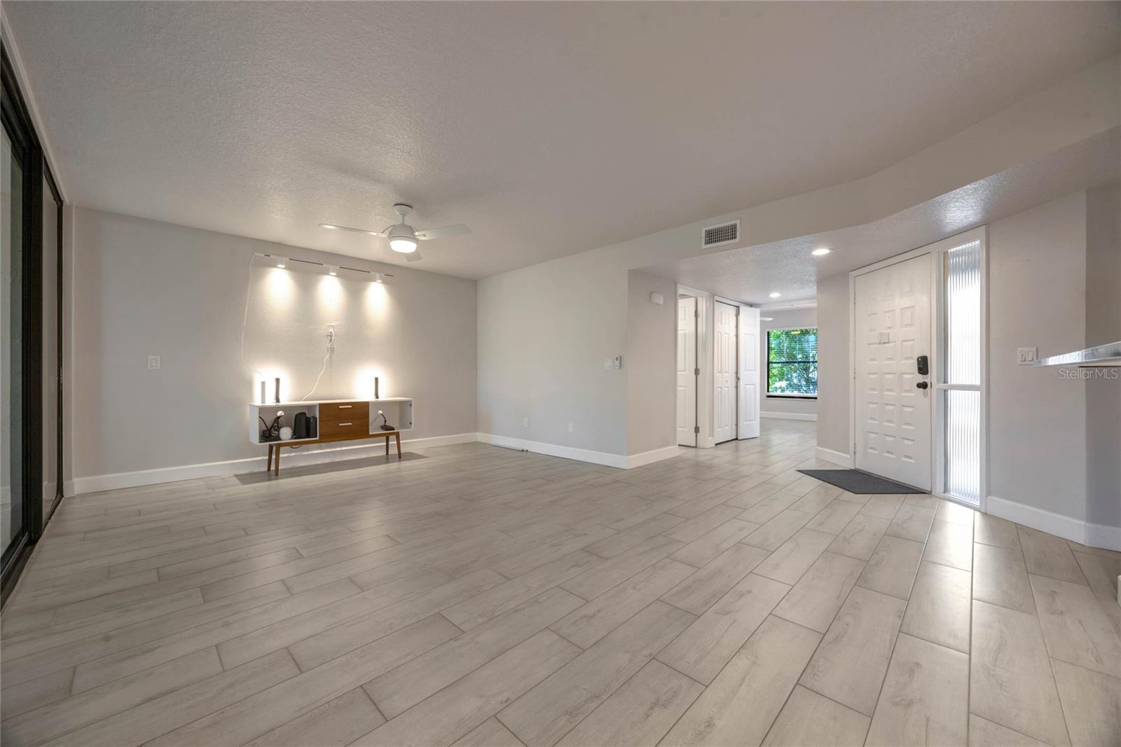 1270 SAINT TROPEZ CIR #GE, ORLANDO, FL, 32806