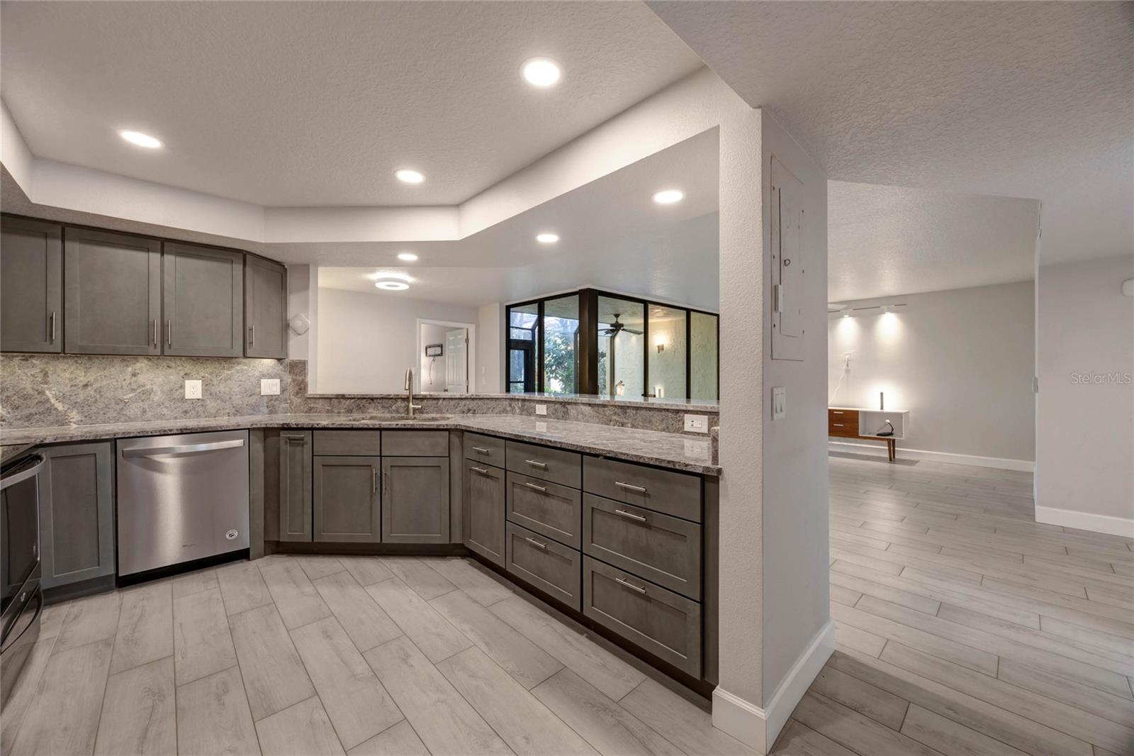 1270 SAINT TROPEZ CIR #GE, ORLANDO, FL, 32806