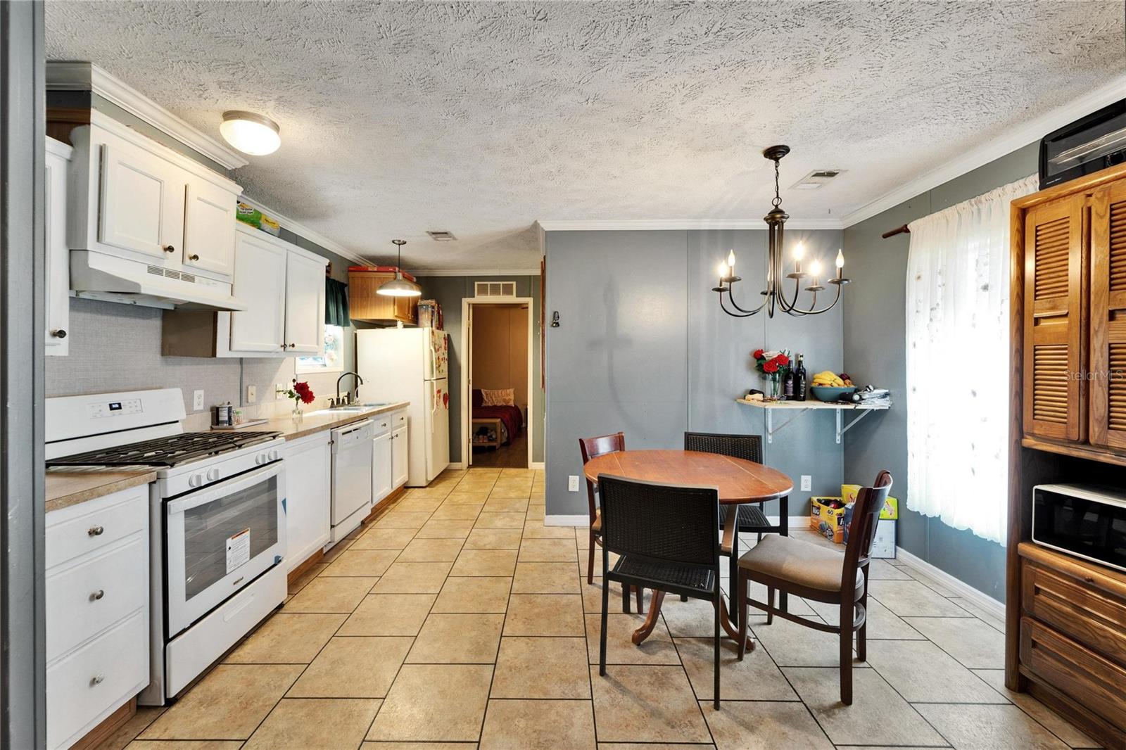 2314 HOWELL RD, PLANT CITY, FL, 33566