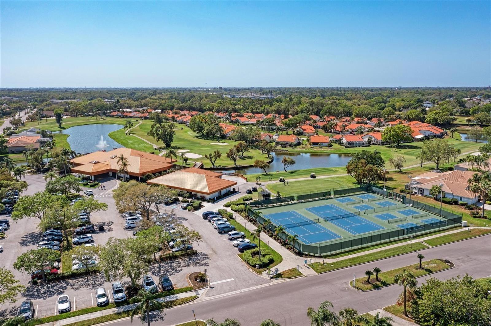 4812 SAND TRAP CIR E, BRADENTON, FL, 34203