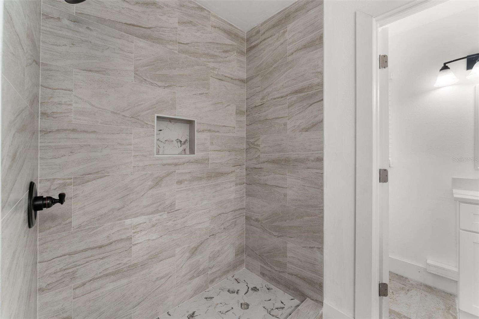 8198 SE 164TH PL, SUMMERFIELD, FL, 34491