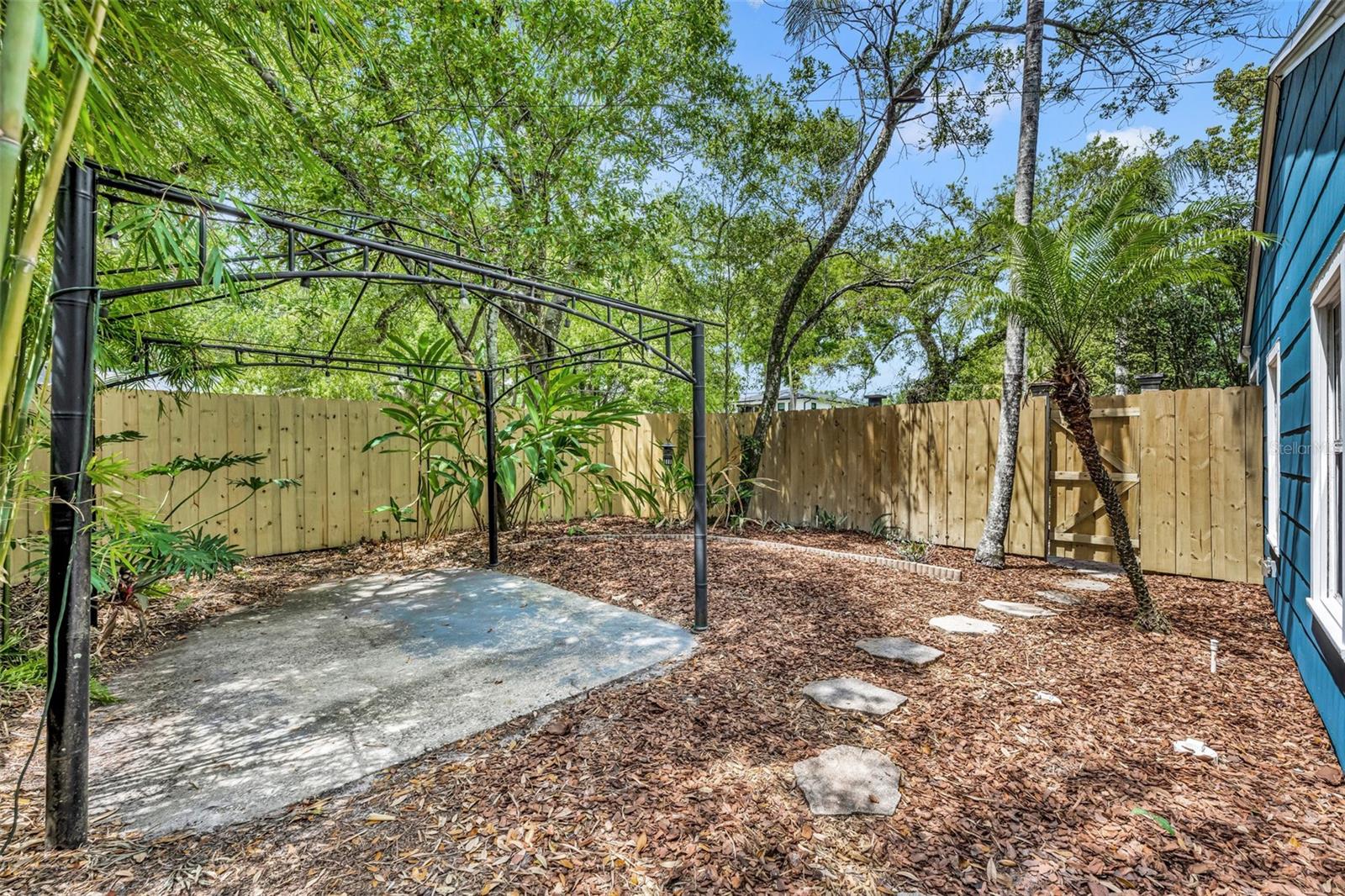 2004 E MARKS ST, ORLANDO, FL, 32803