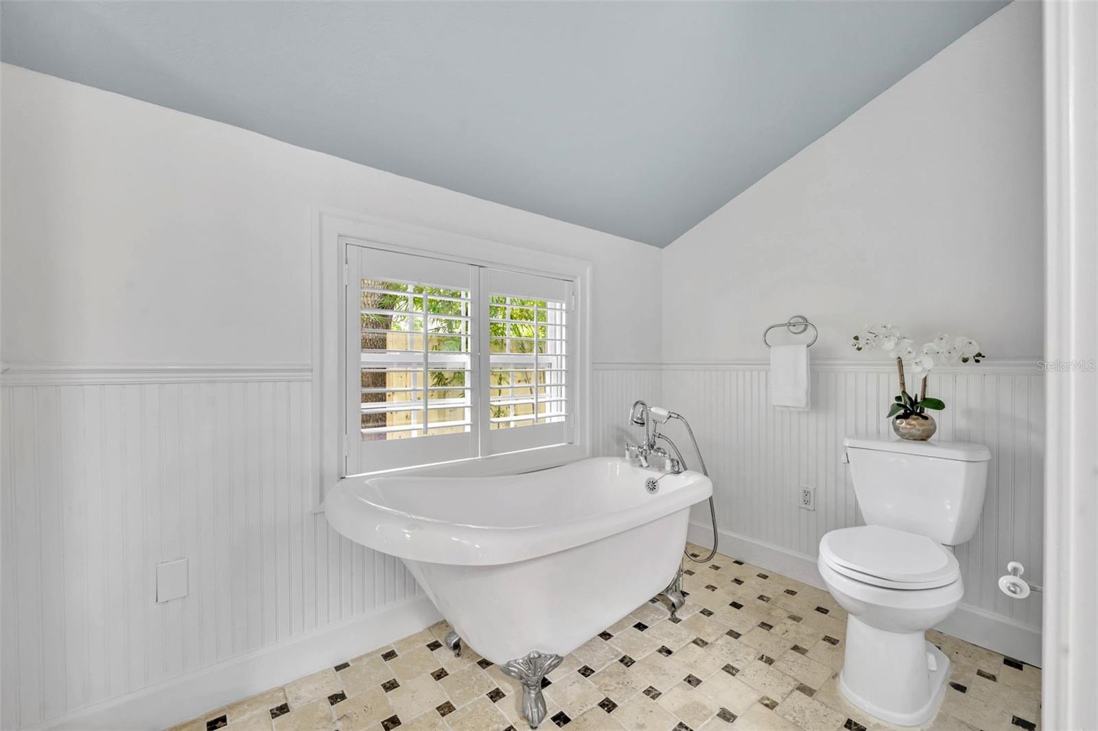 2004 E MARKS ST, ORLANDO, FL, 32803