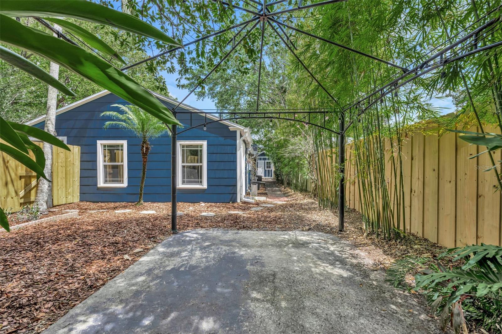 2004 E MARKS ST, ORLANDO, FL, 32803
