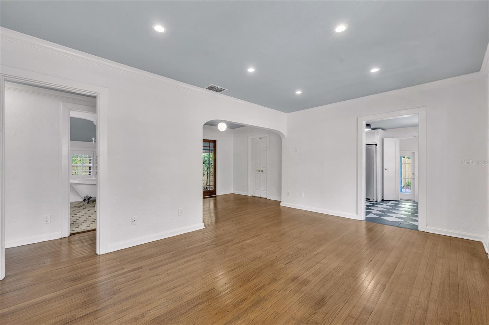 2004 E MARKS ST, ORLANDO, FL, 32803