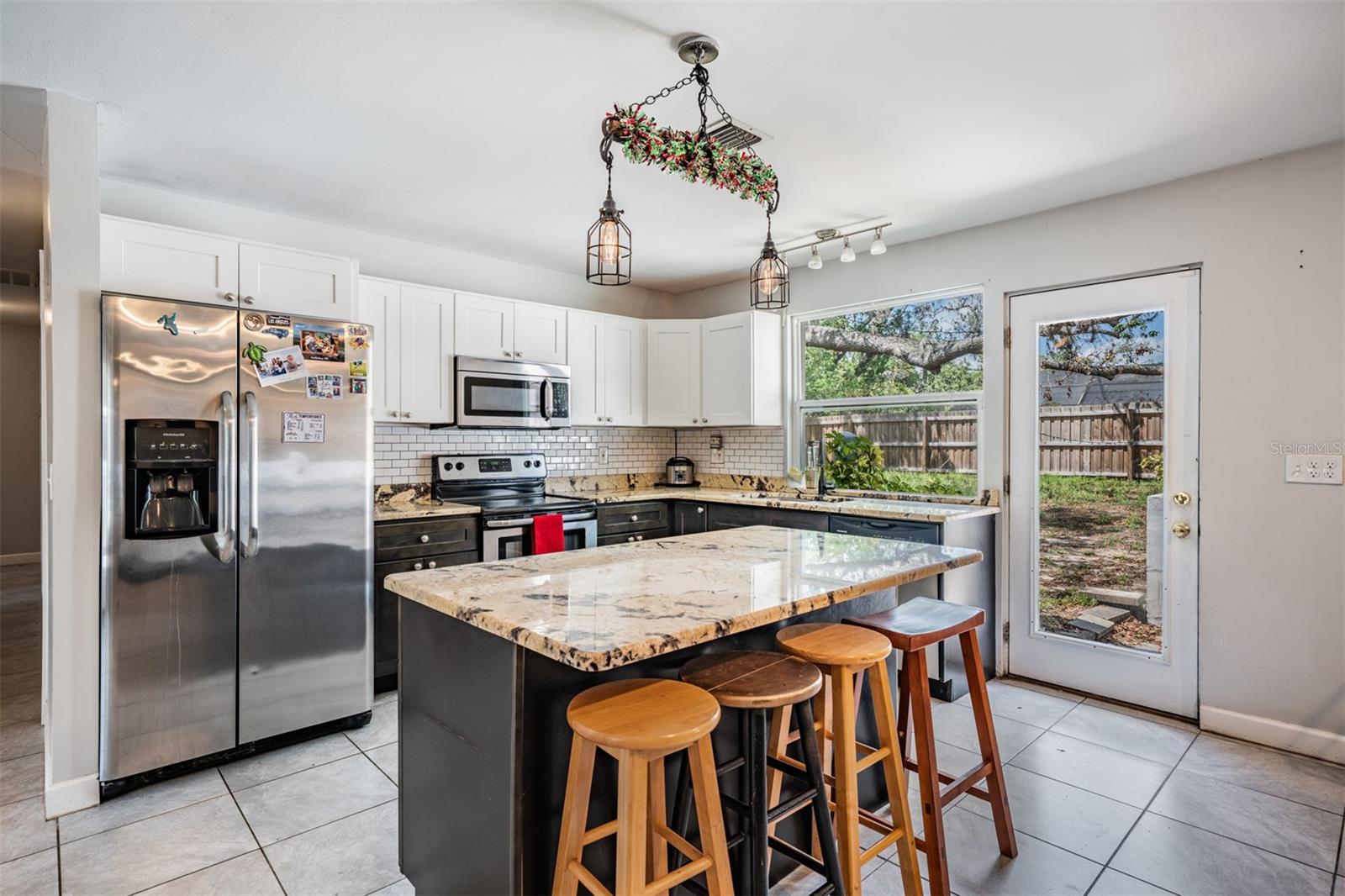 904 TOMLINSON DR, LUTZ, FL, 33549