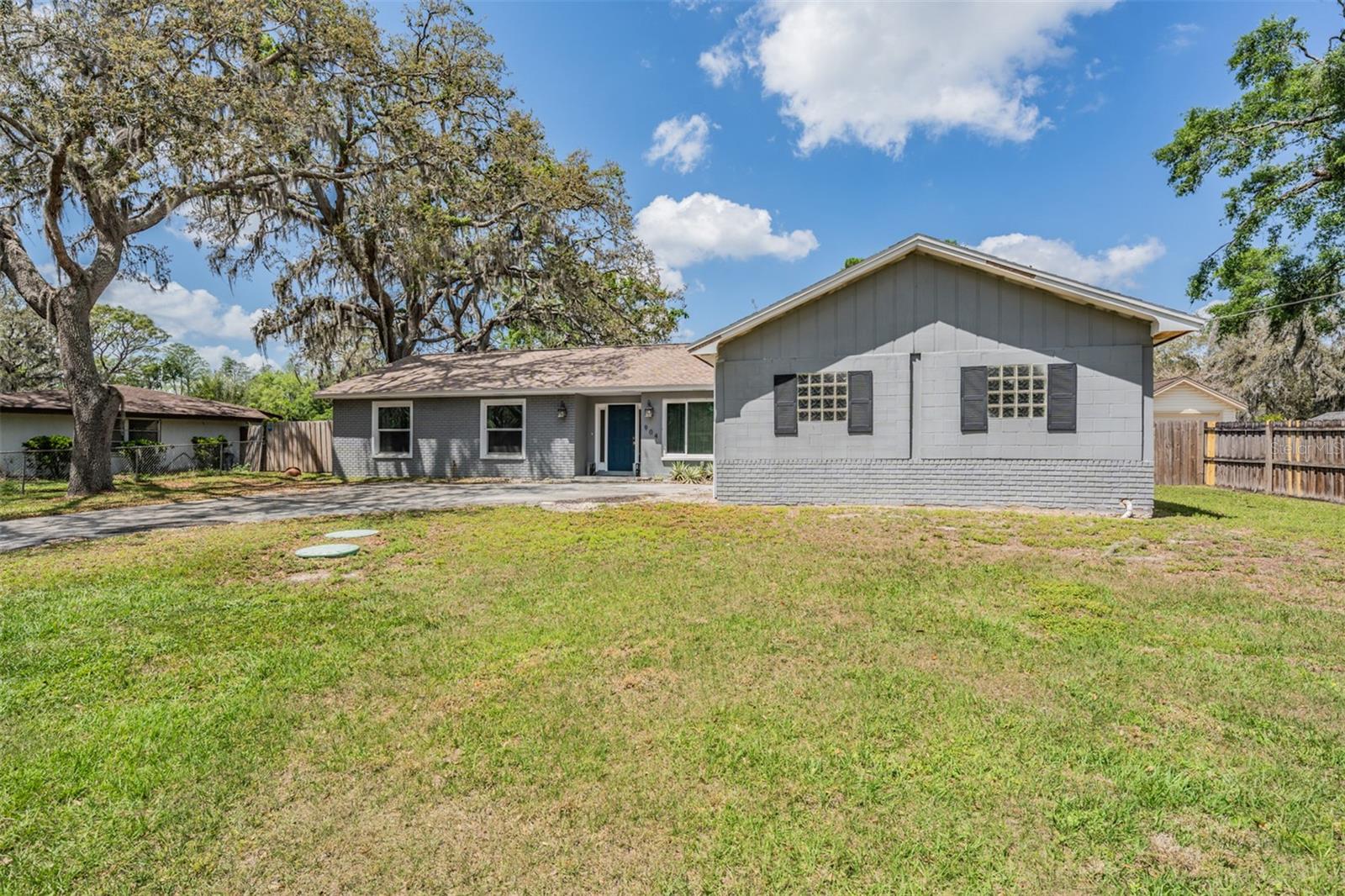 904 TOMLINSON DR, LUTZ, FL, 33549