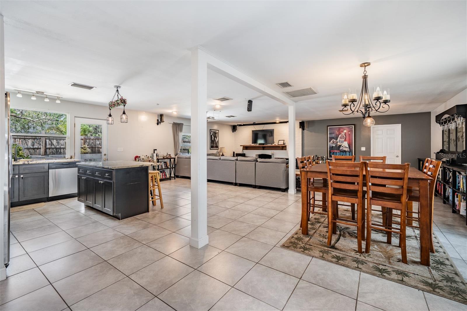 904 TOMLINSON DR, LUTZ, FL, 33549