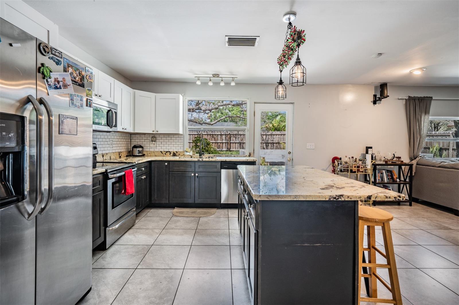 904 TOMLINSON DR, LUTZ, FL, 33549