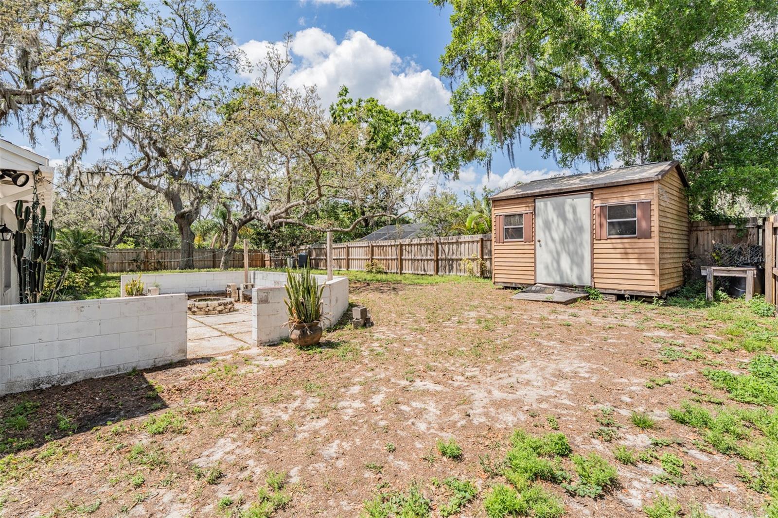 904 TOMLINSON DR, LUTZ, FL, 33549