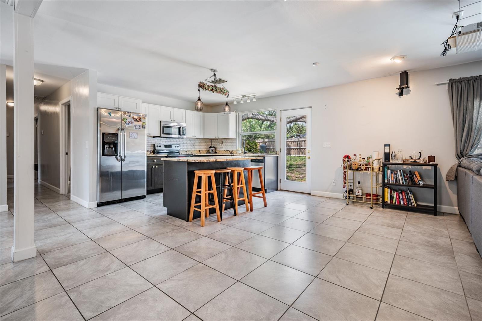 904 TOMLINSON DR, LUTZ, FL, 33549