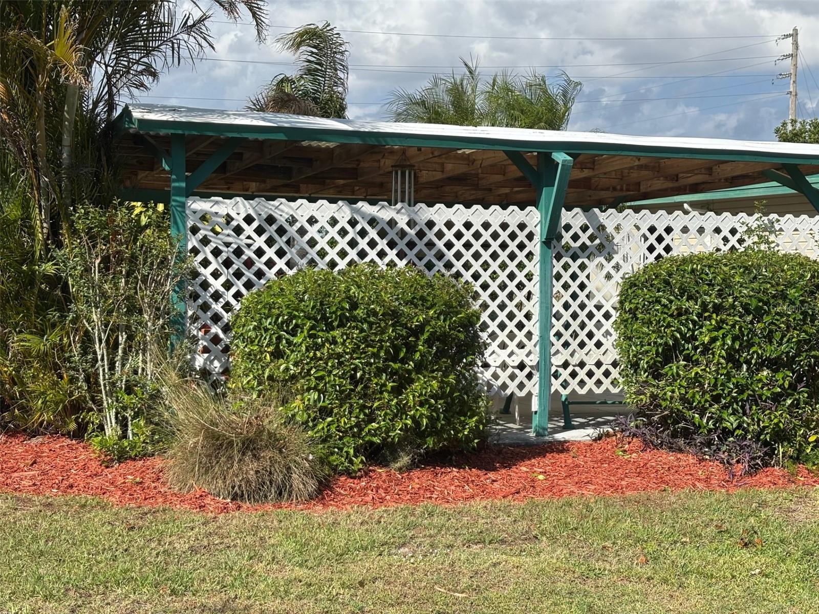 6107 GRAND OAKS DR SE, WINTER HAVEN, FL, 33884