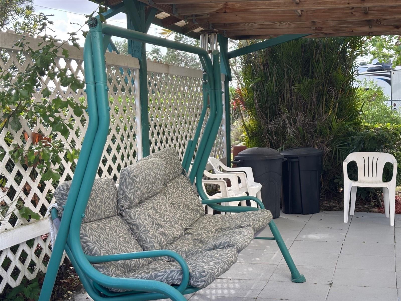 6107 GRAND OAKS DR SE, WINTER HAVEN, FL, 33884