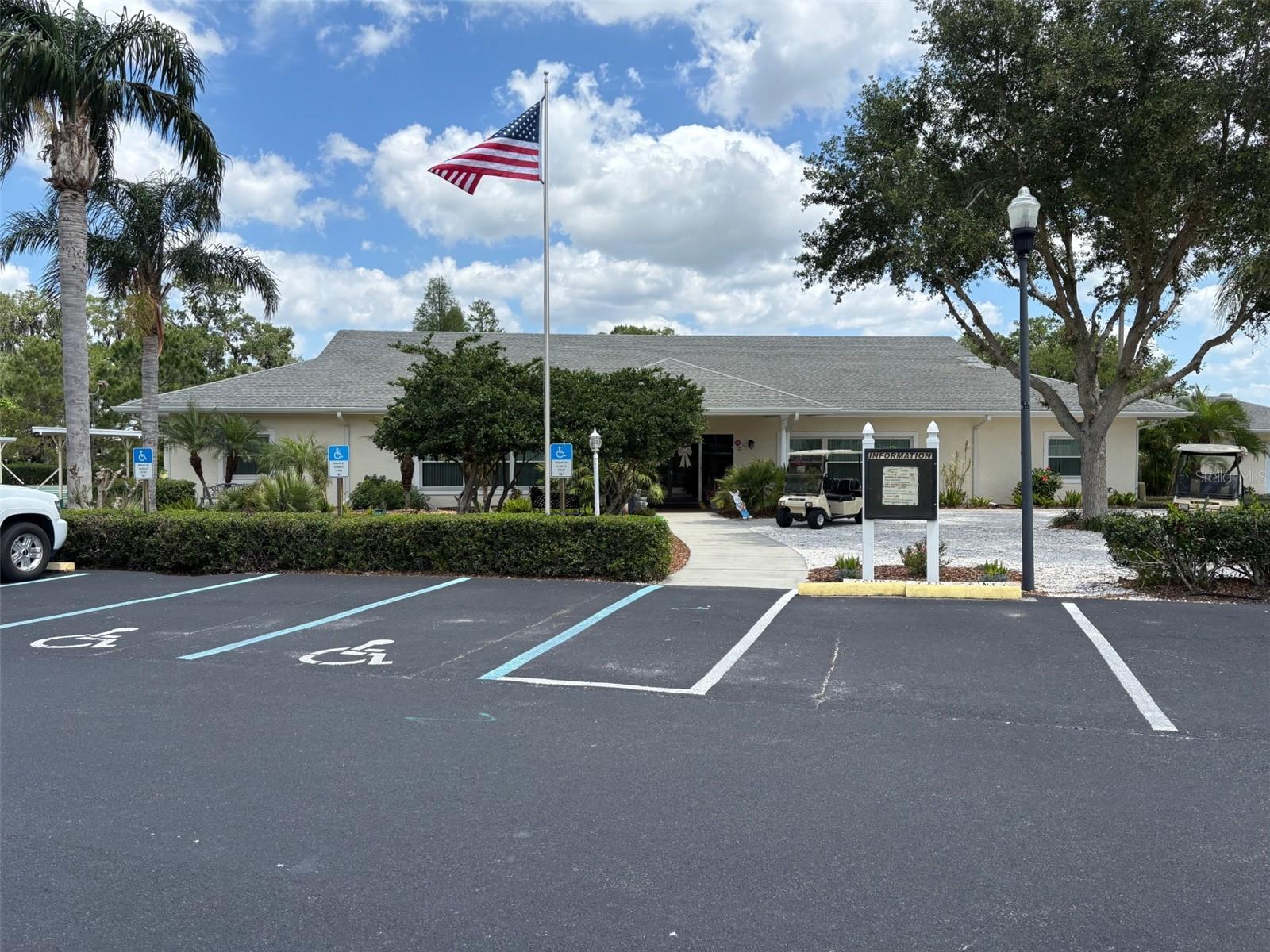 6107 GRAND OAKS DR SE, WINTER HAVEN, FL, 33884