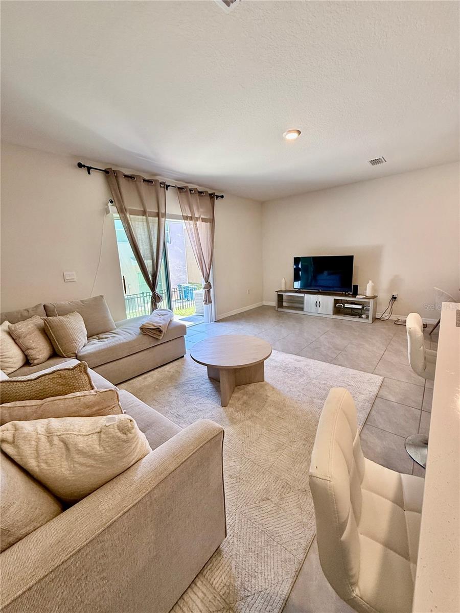 2341 PENGUIN BLVD, DAVENPORT, FL, 33837