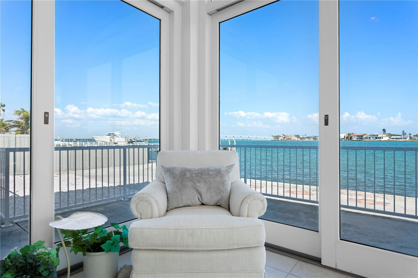 2171 E VINA DEL MAR BLVD, ST PETE BEACH, FL, 33706