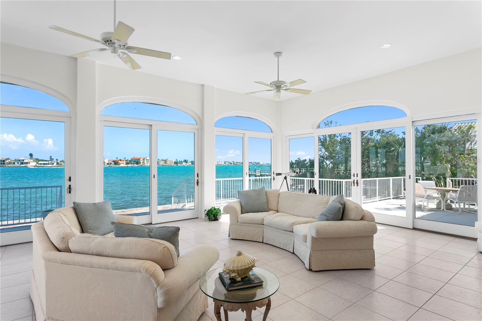 2171 E VINA DEL MAR BLVD, ST PETE BEACH, FL, 33706