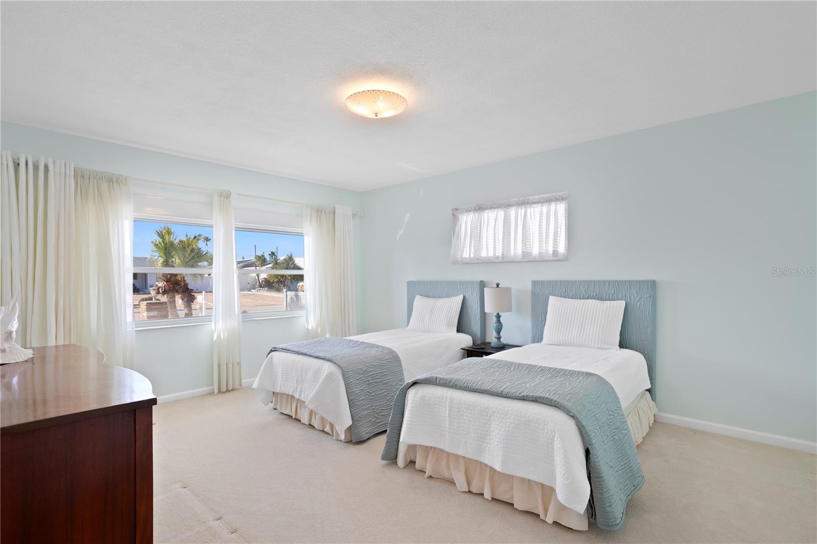 2171 E VINA DEL MAR BLVD, ST PETE BEACH, FL, 33706
