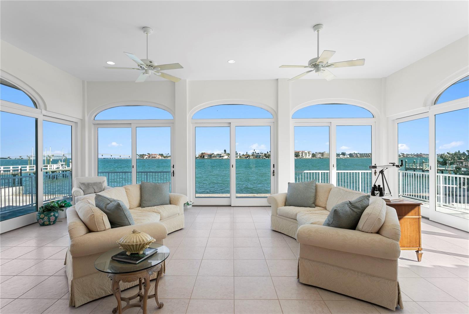 2171 E VINA DEL MAR BLVD, ST PETE BEACH, FL, 33706