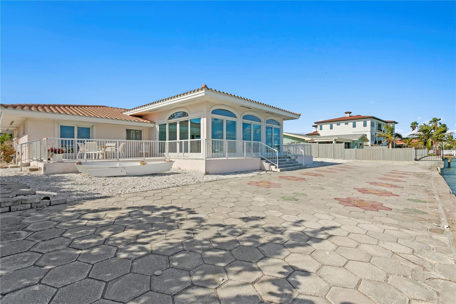 2171 E VINA DEL MAR BLVD, ST PETE BEACH, FL, 33706