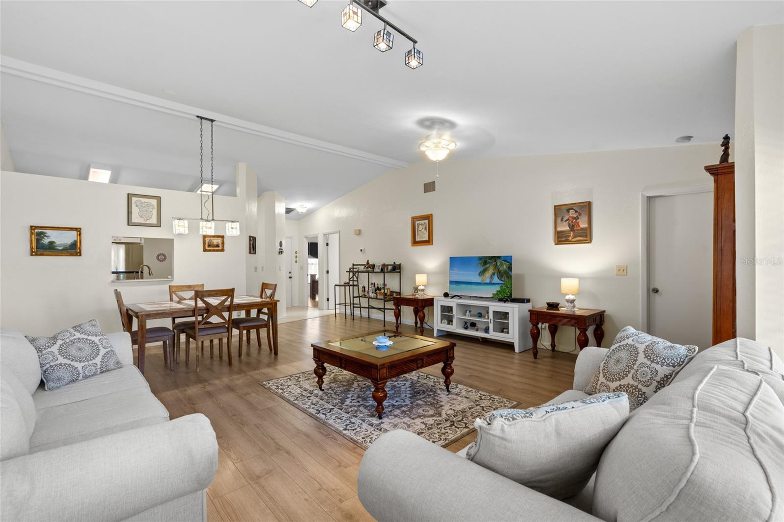 5458 GOVERNORS DR, FORT MYERS, FL, 33907