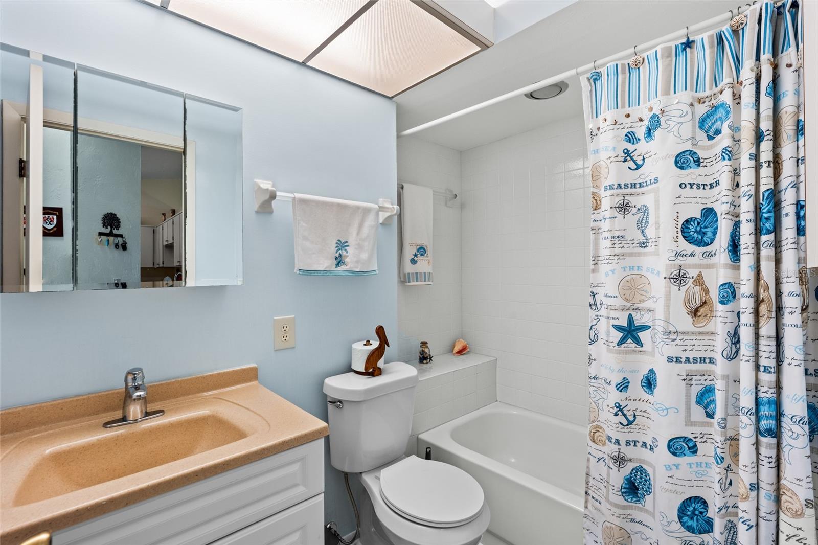 5458 GOVERNORS DR, FORT MYERS, FL, 33907