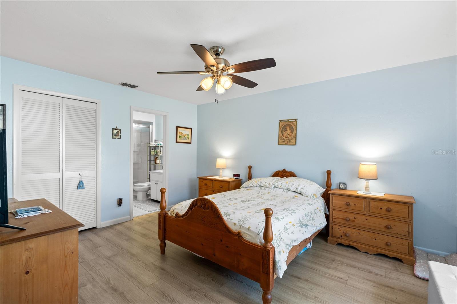5458 GOVERNORS DR, FORT MYERS, FL, 33907